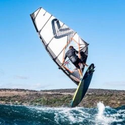 Voile De Windsurf Severn Blade - White -Dakine Soldes Boutique 35cb5b6e4df1da3e61c9b5a6612fa96e536bde19 E21SEVEWAT78071 8