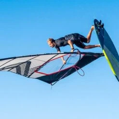 Voile De Windsurf Severn Blade - Red 16 Voile De Windsurf Severn Blade - Red -Dakine Soldes Boutique 81eb4b40a5b4661b9551a7d780dde4f4eb691da3 E21SEVEWAT68969 7