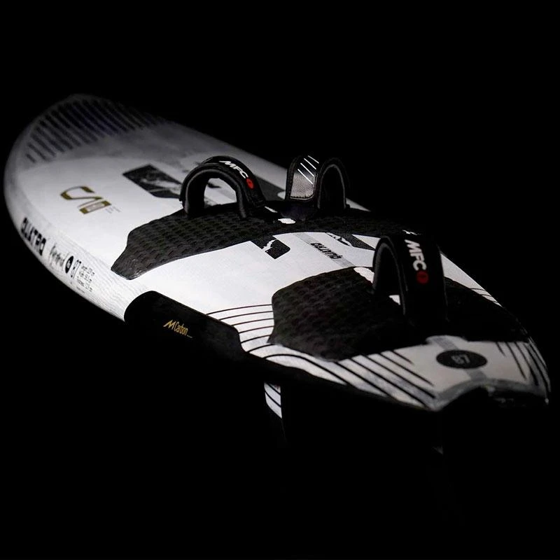 Board De Windsurf Quatro Pyramid Pro 8 Board De Windsurf Quatro Pyramid Pro – Image 8