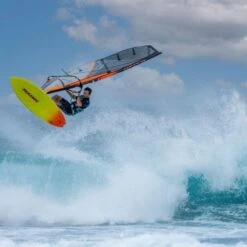 Voile De Windsurf Naish Chopper 3X S26 2022 -Dakine Soldes Boutique f0bab38d339180844121e877790d08b456d3d04b E22NAISWAT80367 5